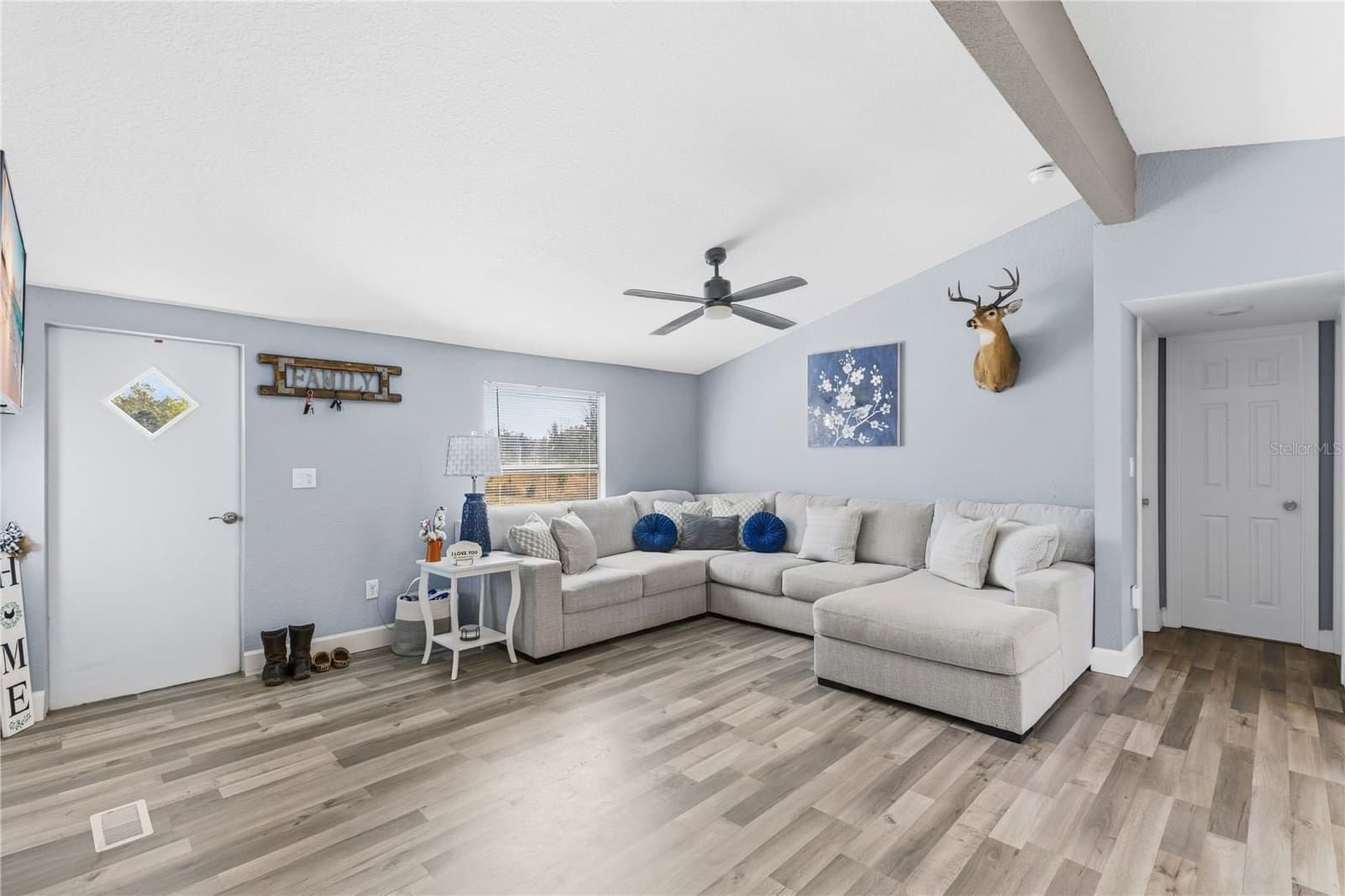 Photo 4 of 10810 SPORTSMAN