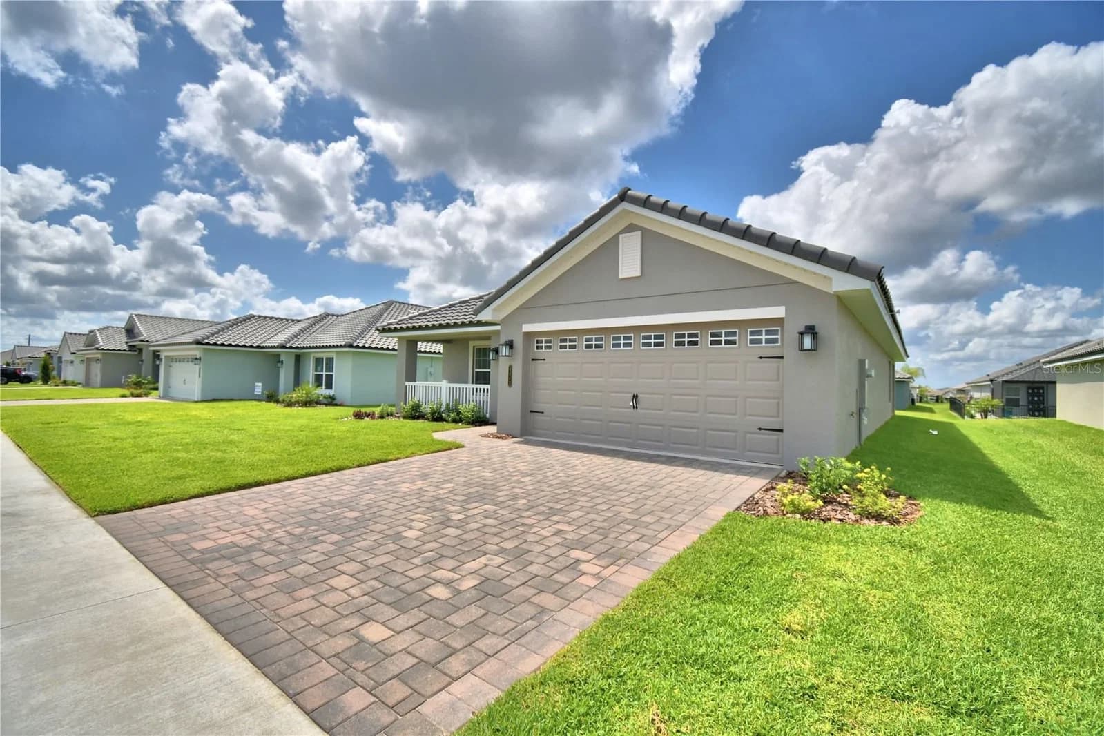 4663 GRANDVIEW GLEN Drive