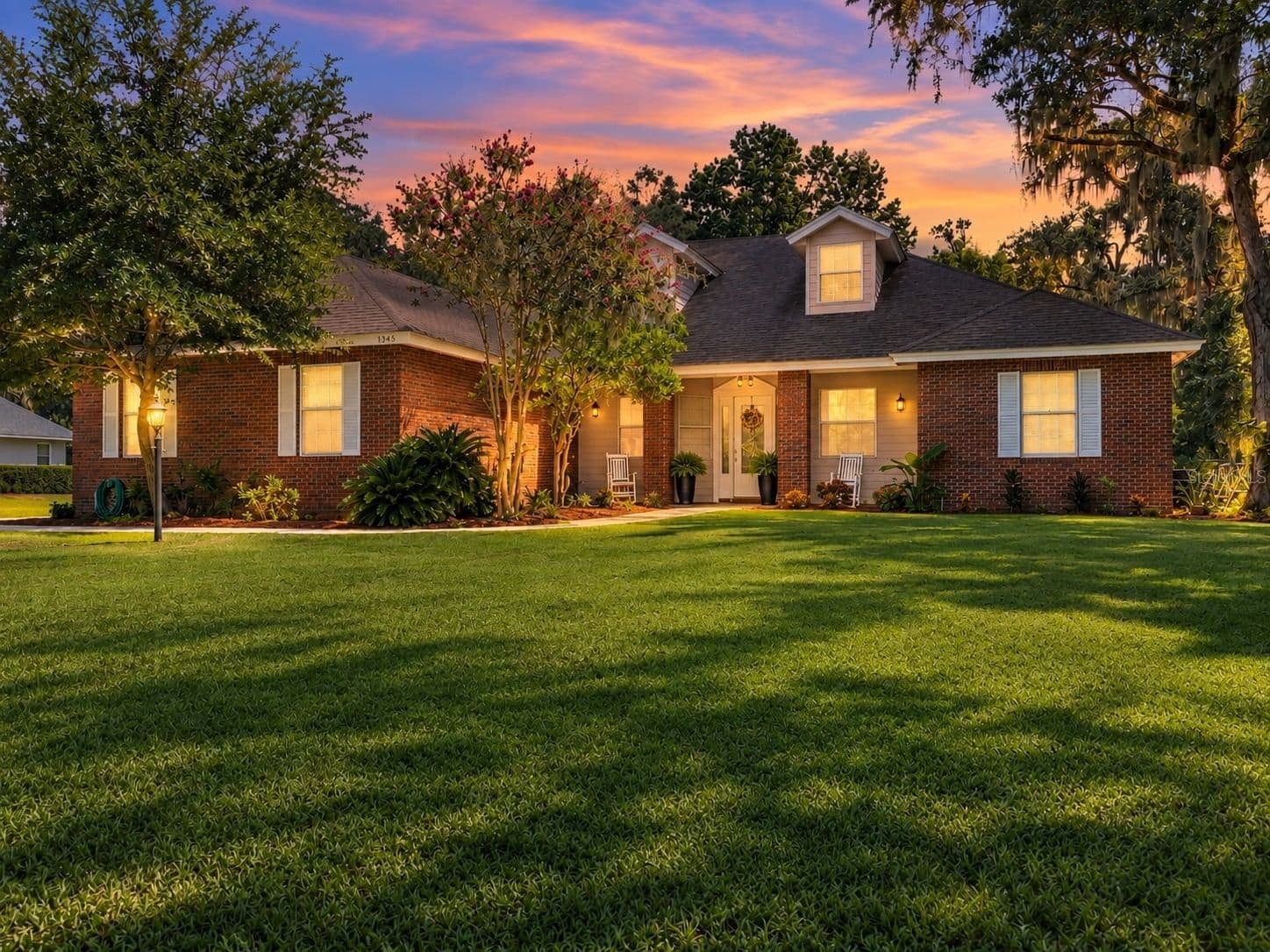 1345 N LONGOAK DR Drive