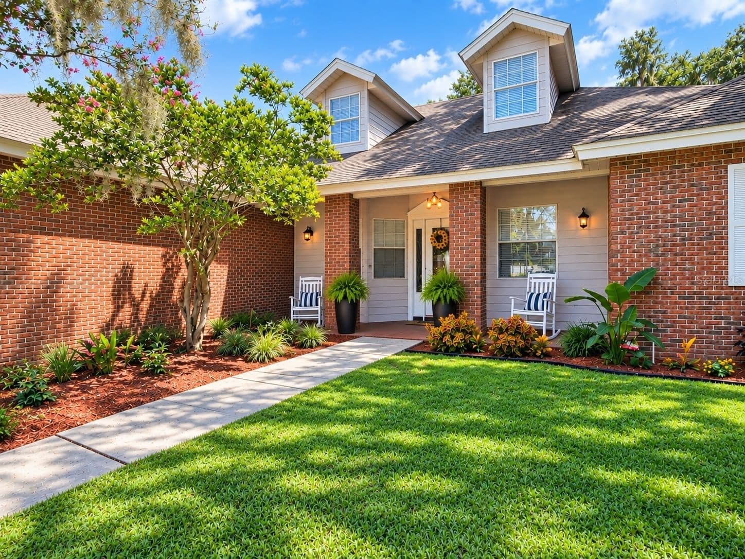 1345 N LONGOAK DR Drive