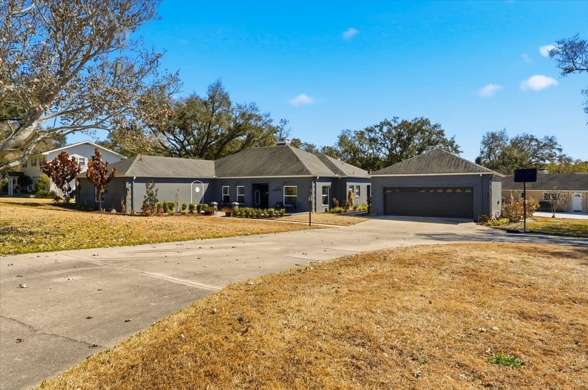 5225 GLENMORE