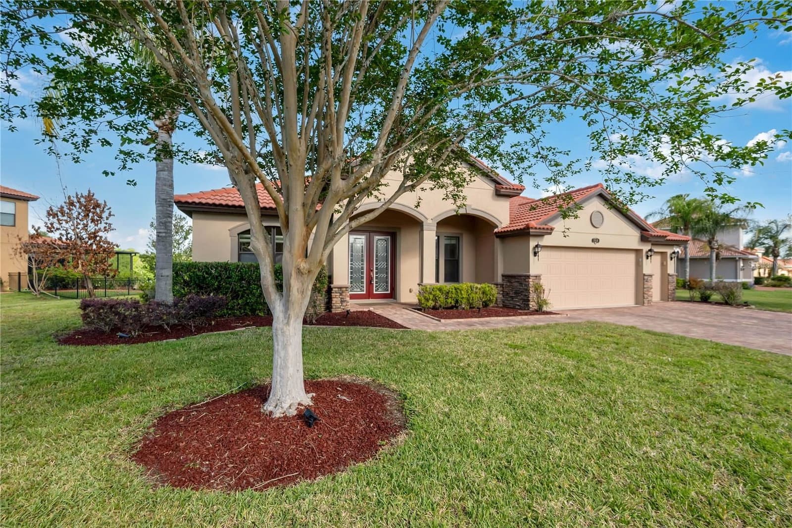 3950 SUNSET LAKE