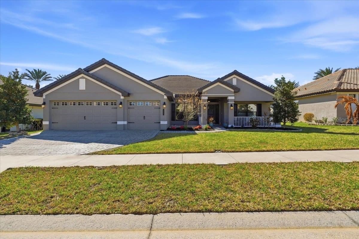 331 CRESCENT RIDGE