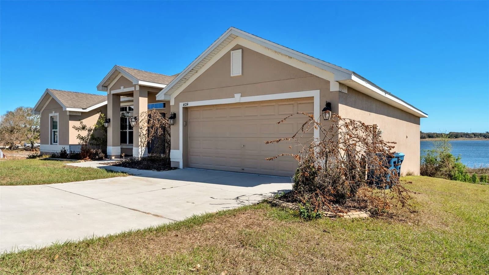 4724 BROOKSHIRE