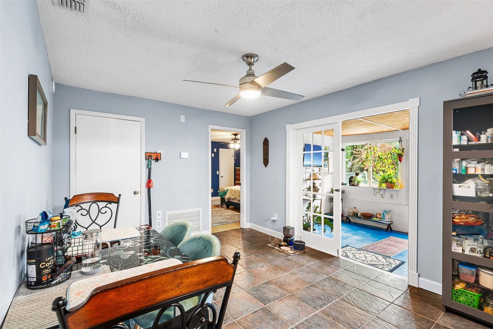 Photo 5 of 8830 SCIOTO CT