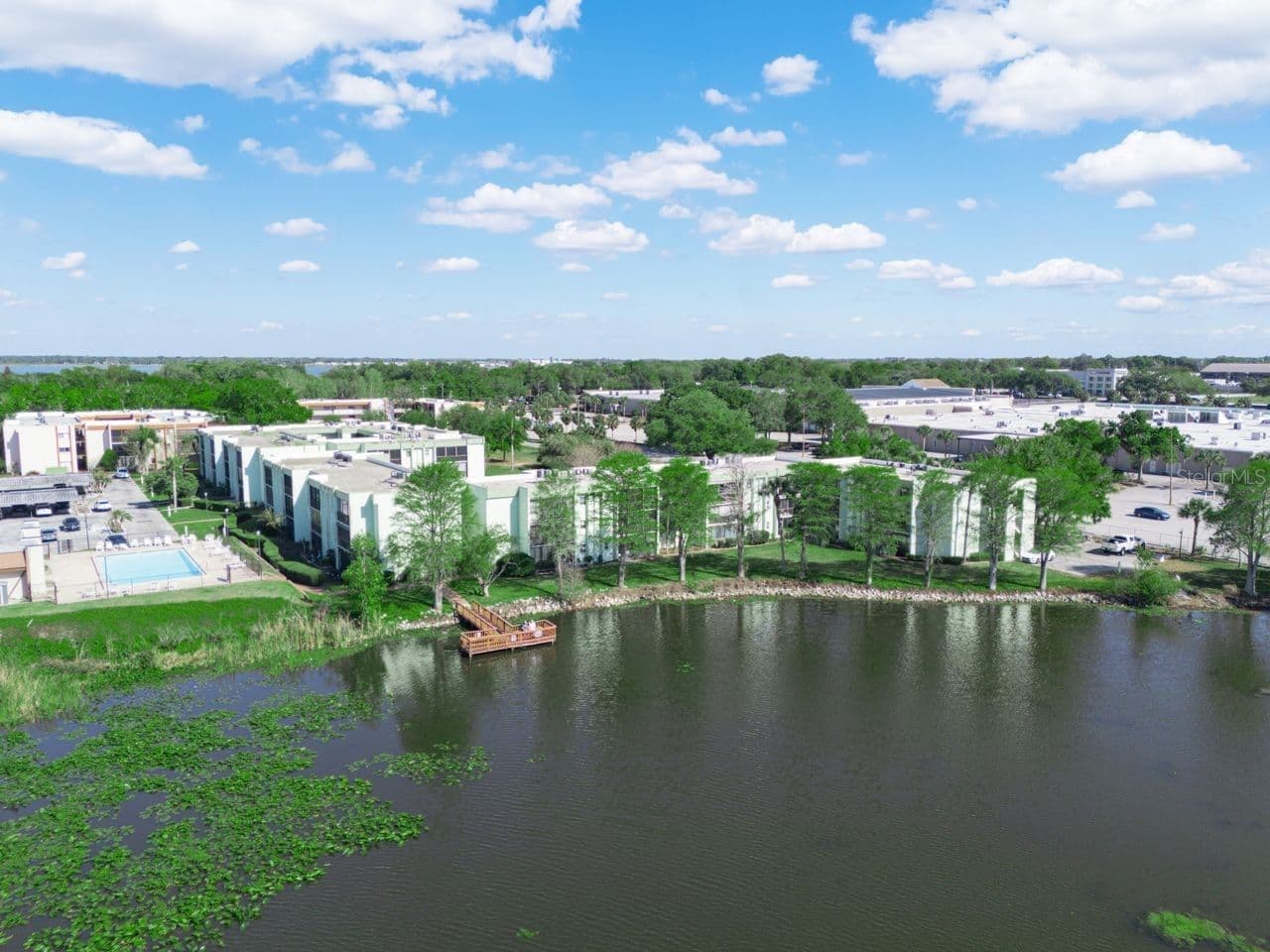 1130 LAKE PARKER
