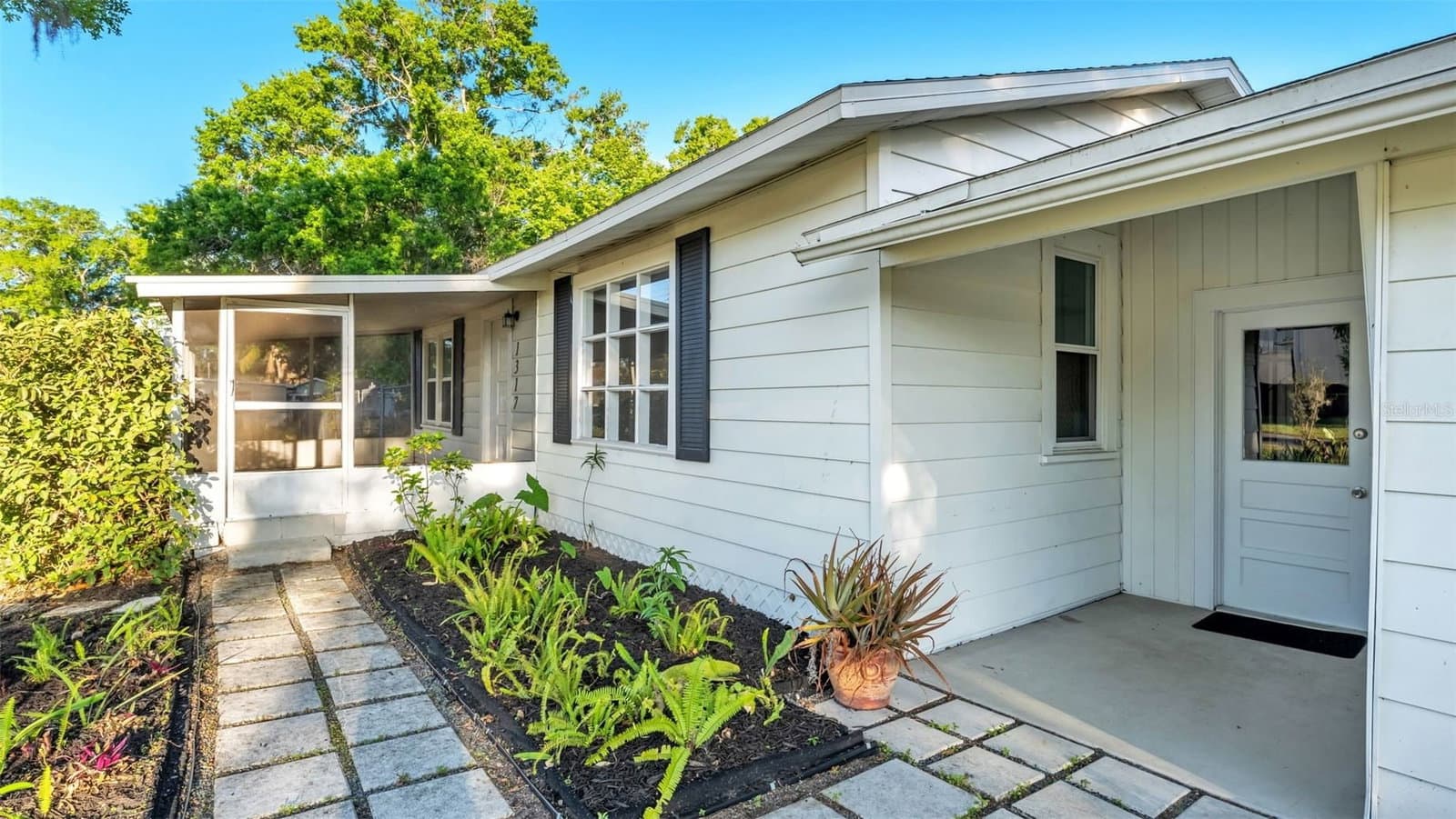 1317 BELMAR