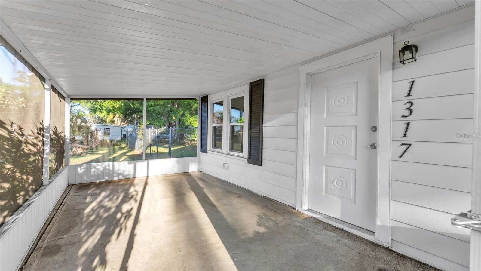 Photo 4 of 1317 BELMAR