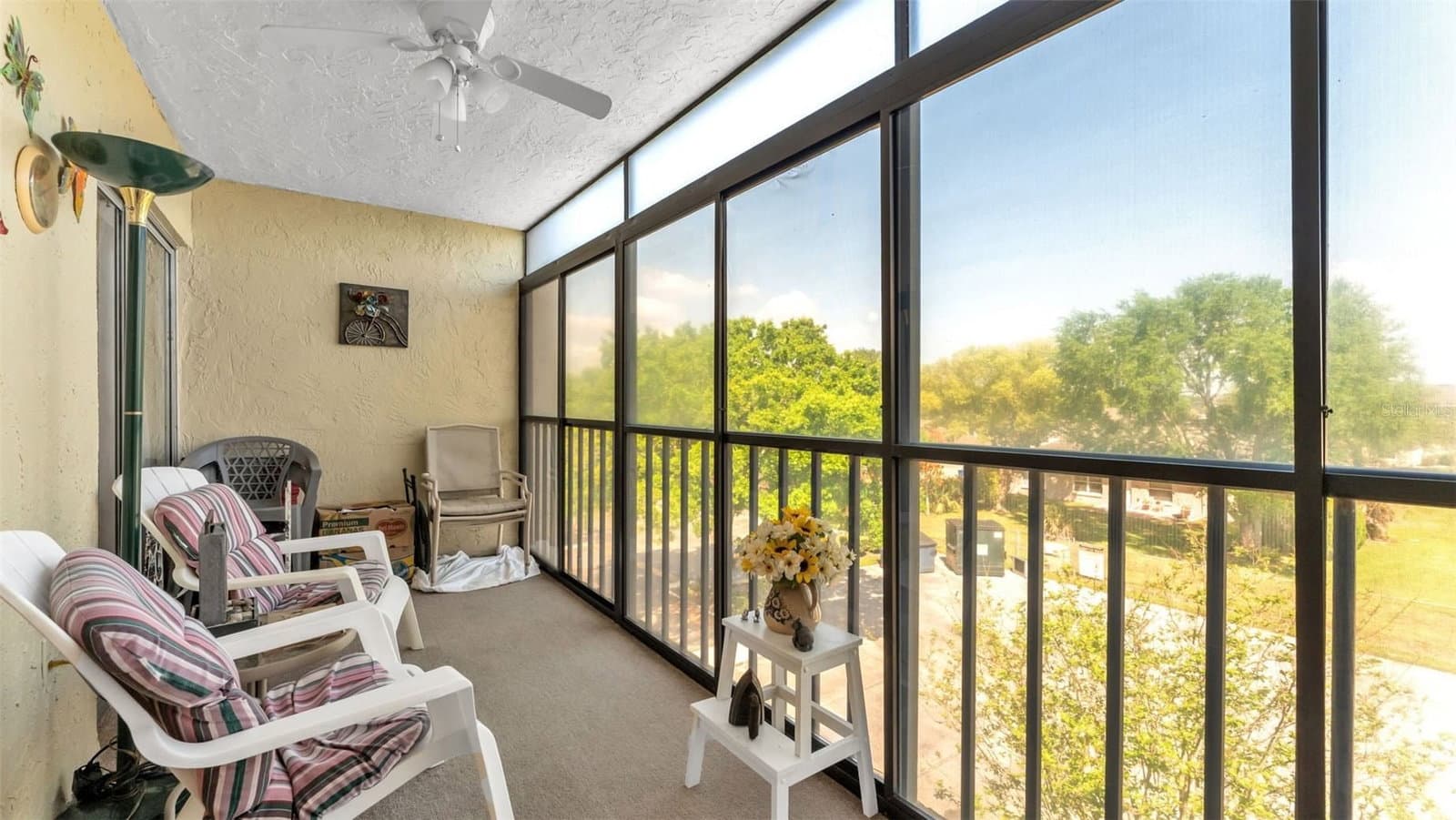 1130 LAKE PARKER