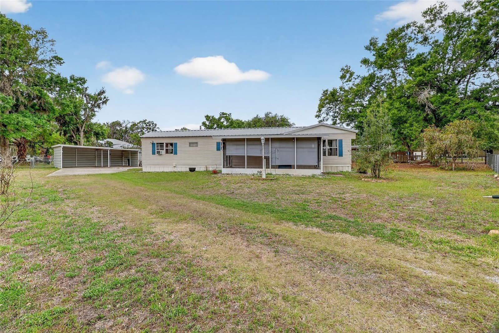 4710 VILLAGE