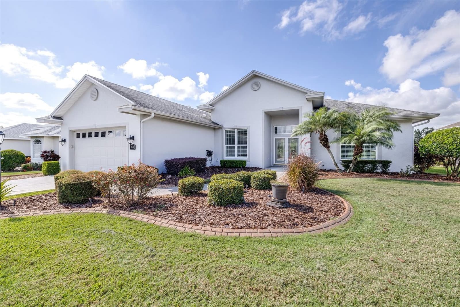 2636 HUNTINGTON HILLS