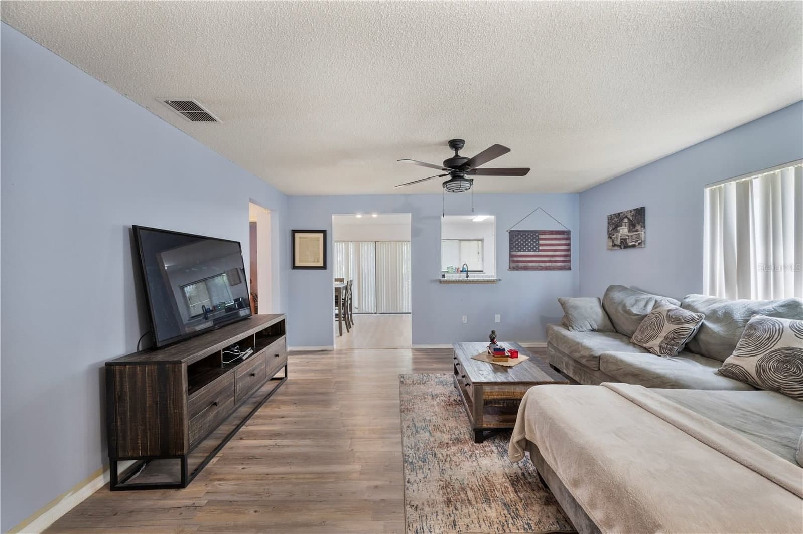Photo 5 of 1378 BRAMBLEWOOD