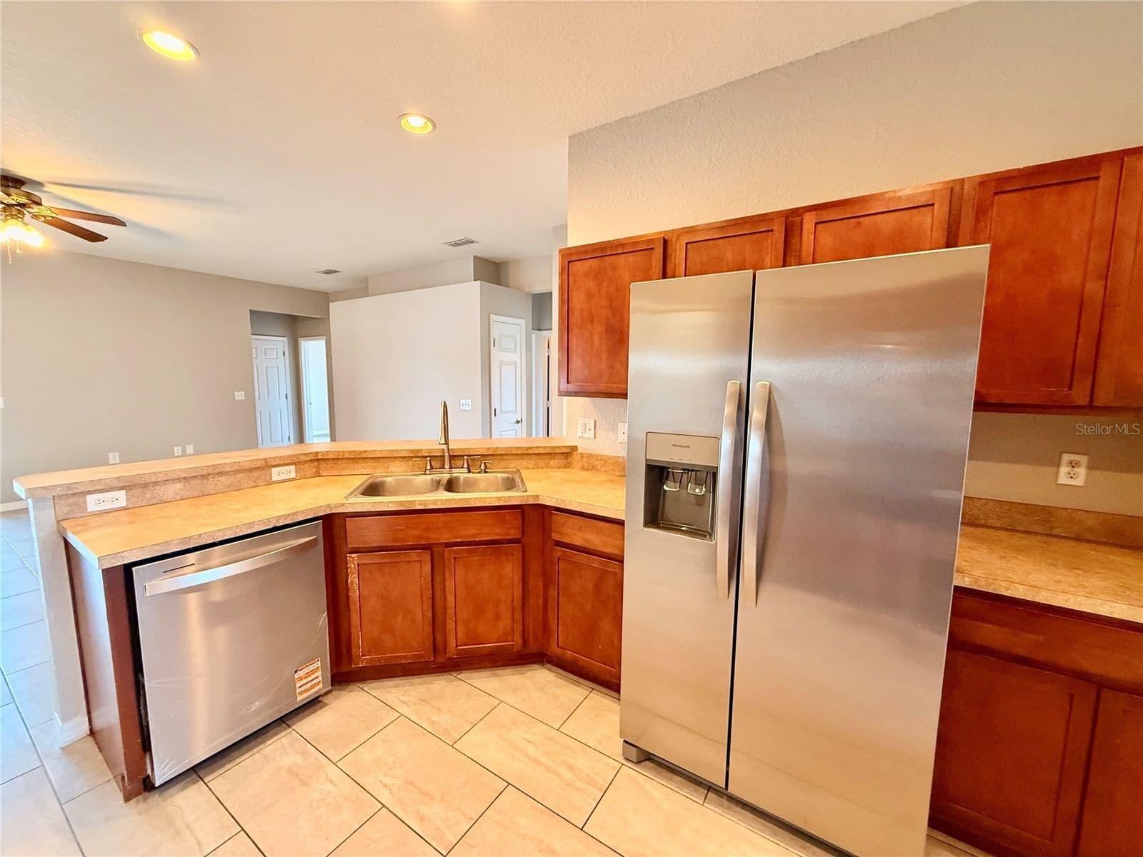 Photo 5 of 1192 NORMANDY HEIGHTS