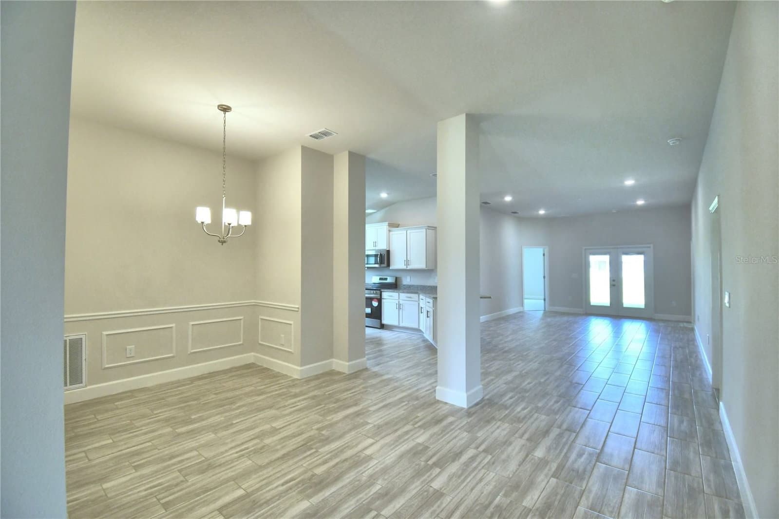 Photo 5 of 4705 GRANDVIEW GLEN