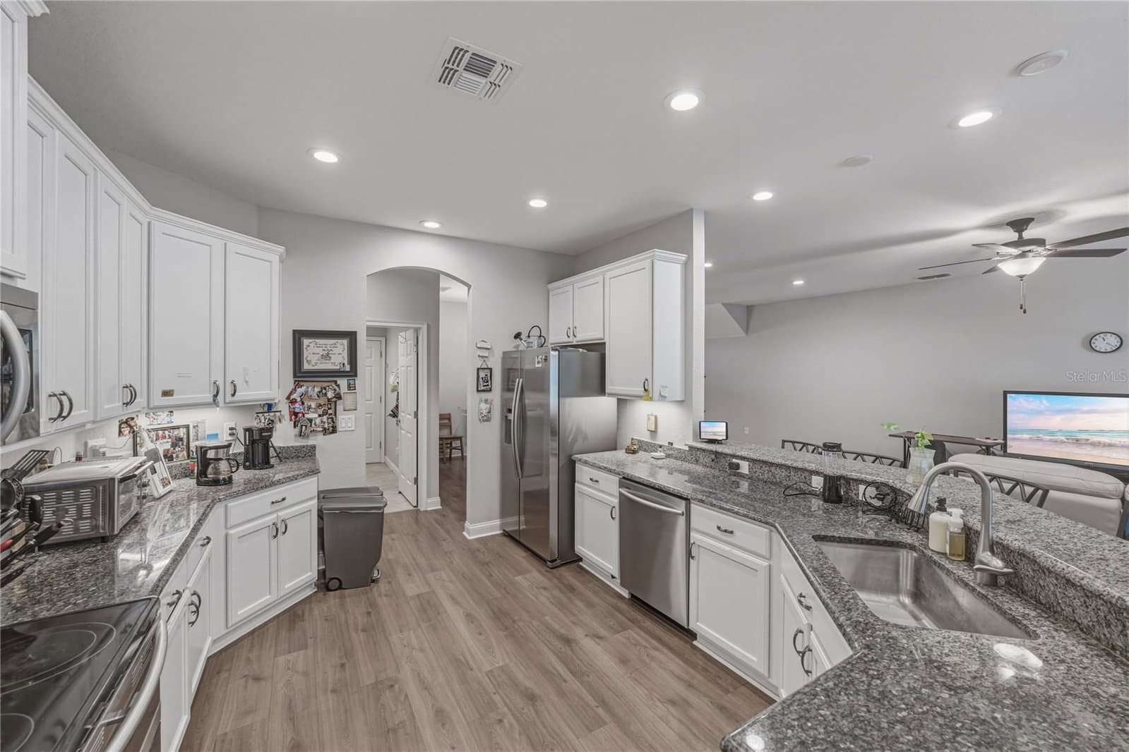 Photo 4 of 1444 CYPRESS VIEW