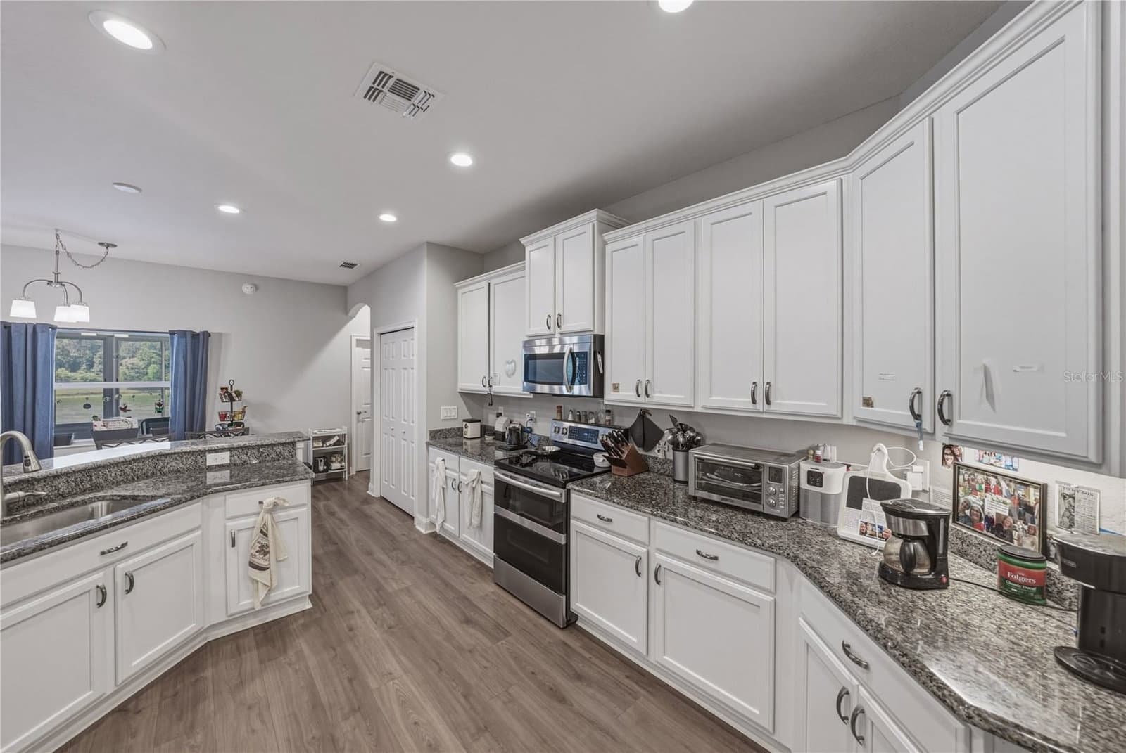 Photo 5 of 1444 CYPRESS VIEW