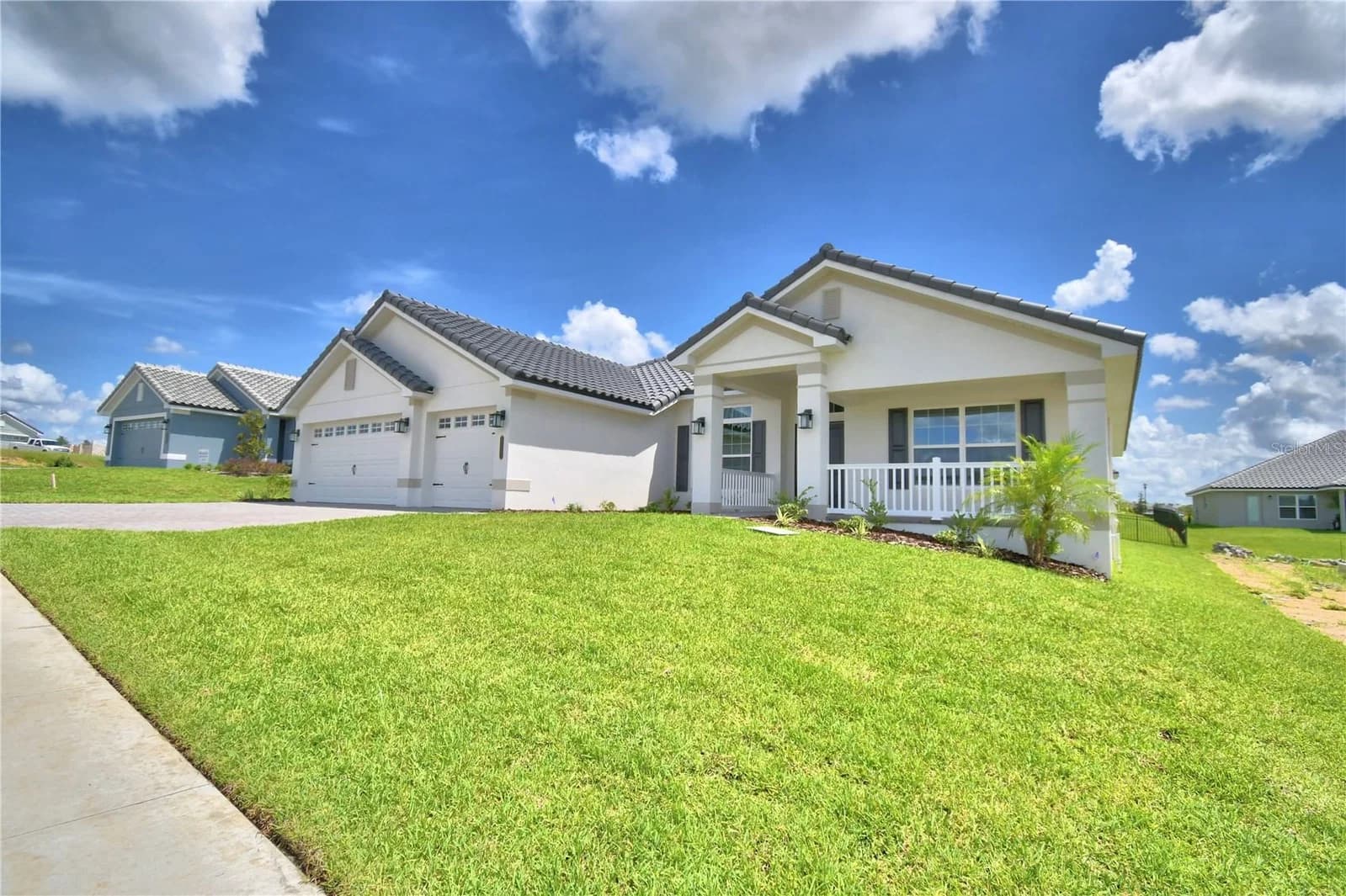 5421 WATERSIDE Drive