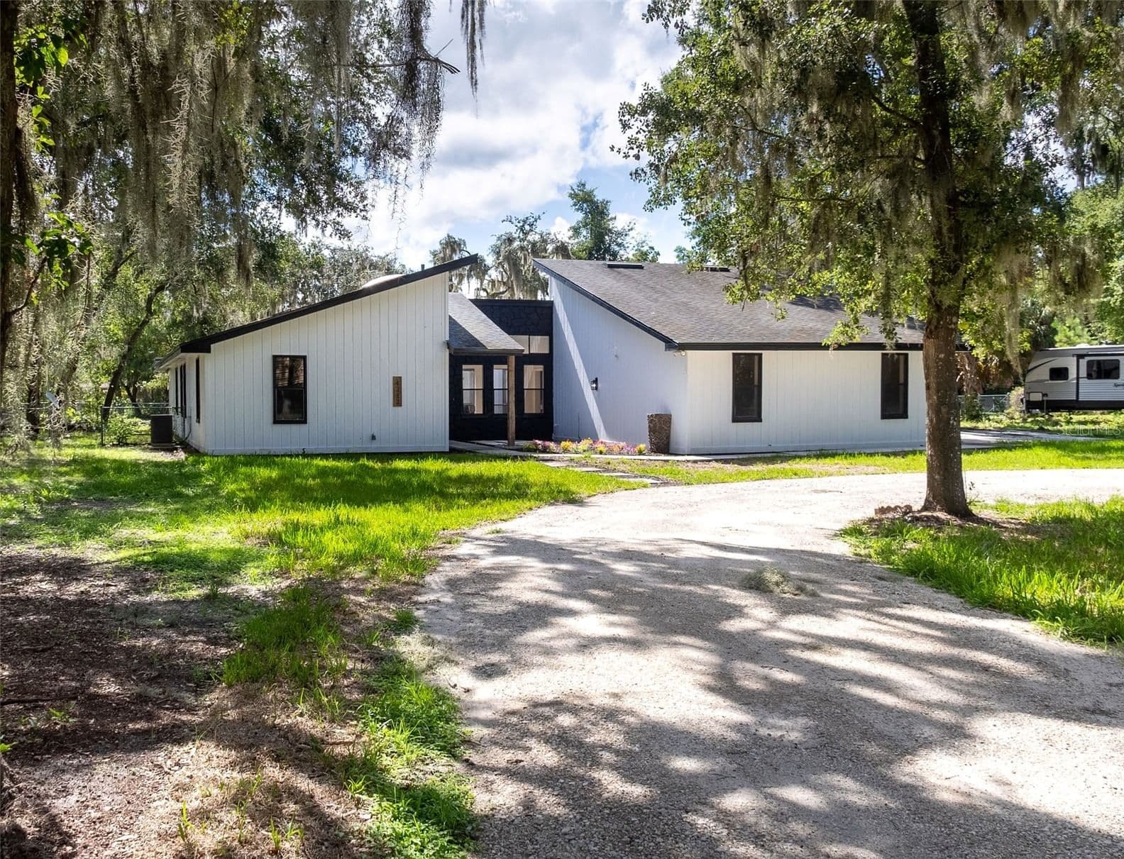 4212 HOMEWOOD