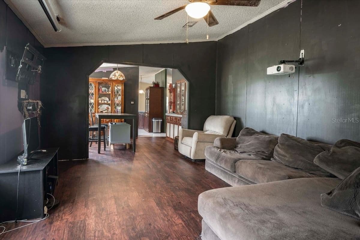 Photo 5 of 2210 D R BRYANT RD