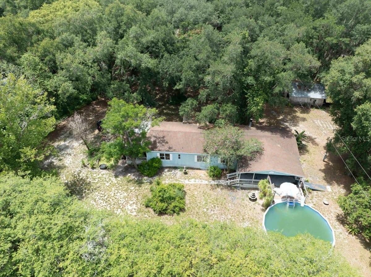 2202 D R BRYANT RD