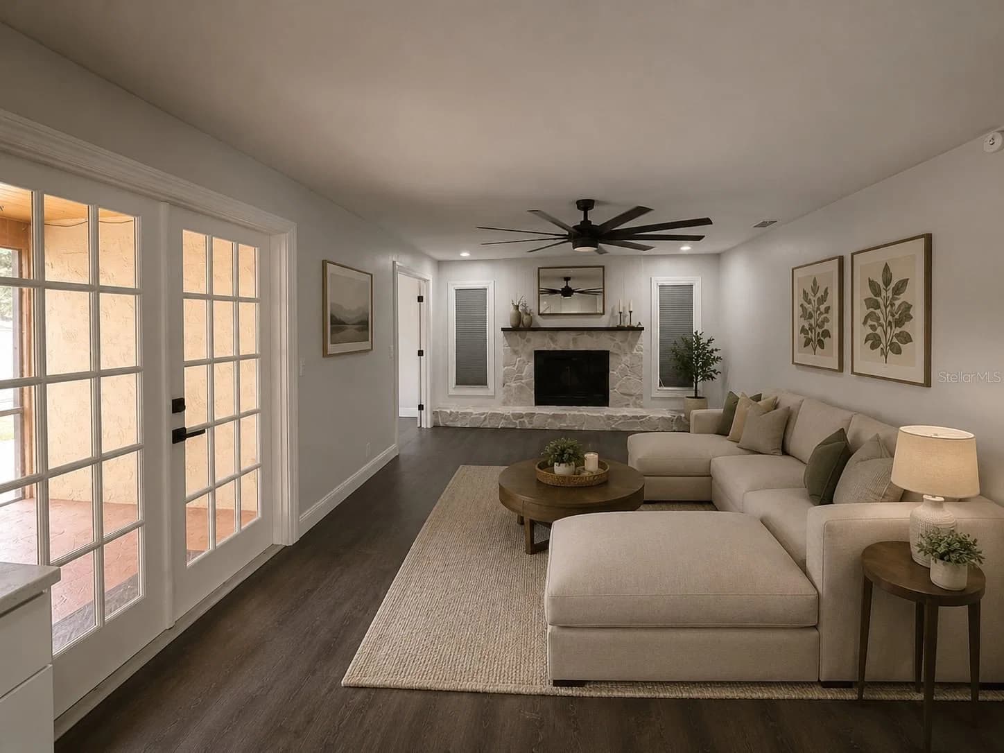 Photo 4 of 1809 N STELLA Court