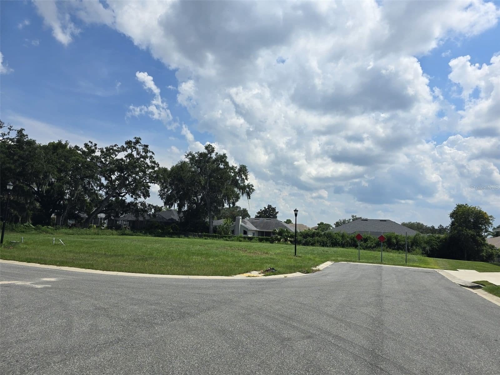 Photo 4 of 605 ARIA DR.