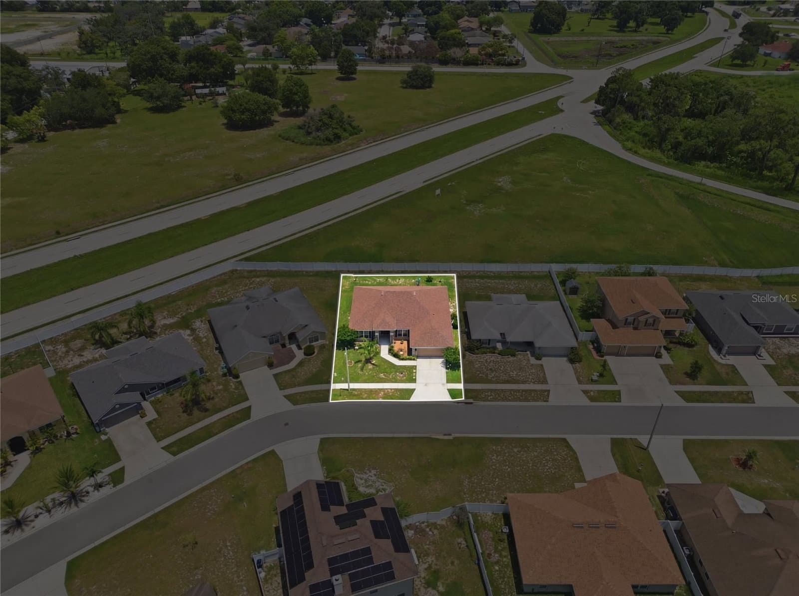 Photo 4 of 1097 NORMANDY HEIGHTS