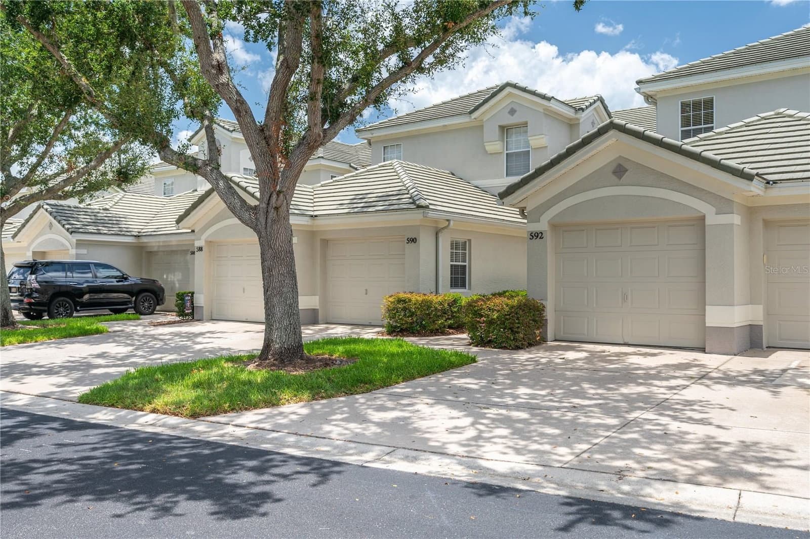 590 GRASSLANDS VILLAGE