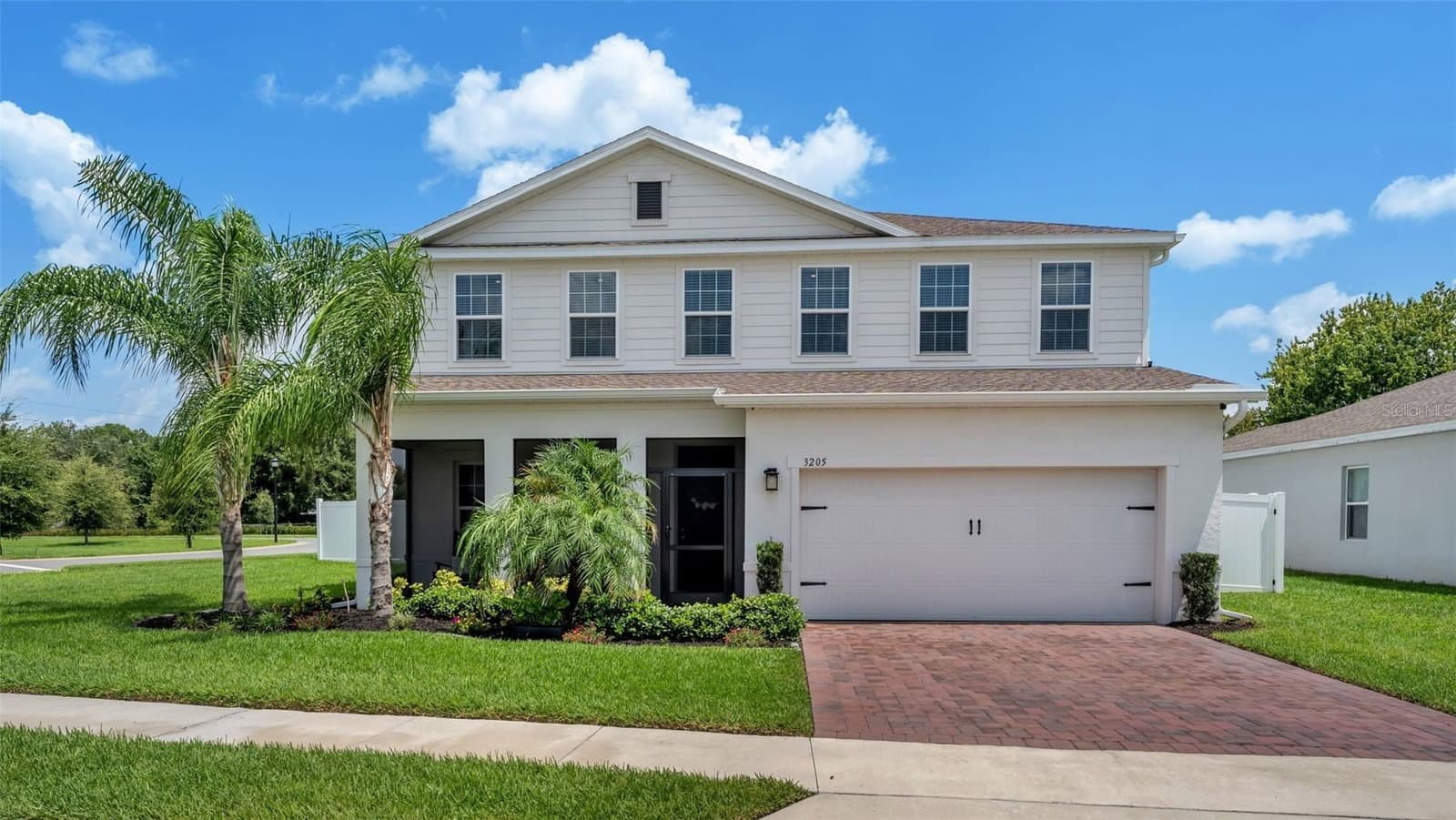 3205 LA SALLE