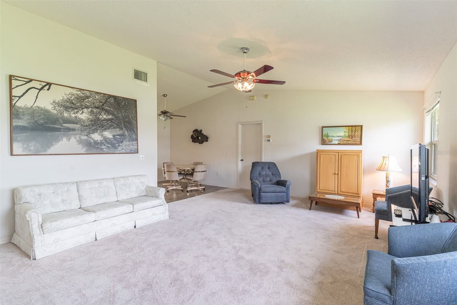 2260 GRAND CYPRESS