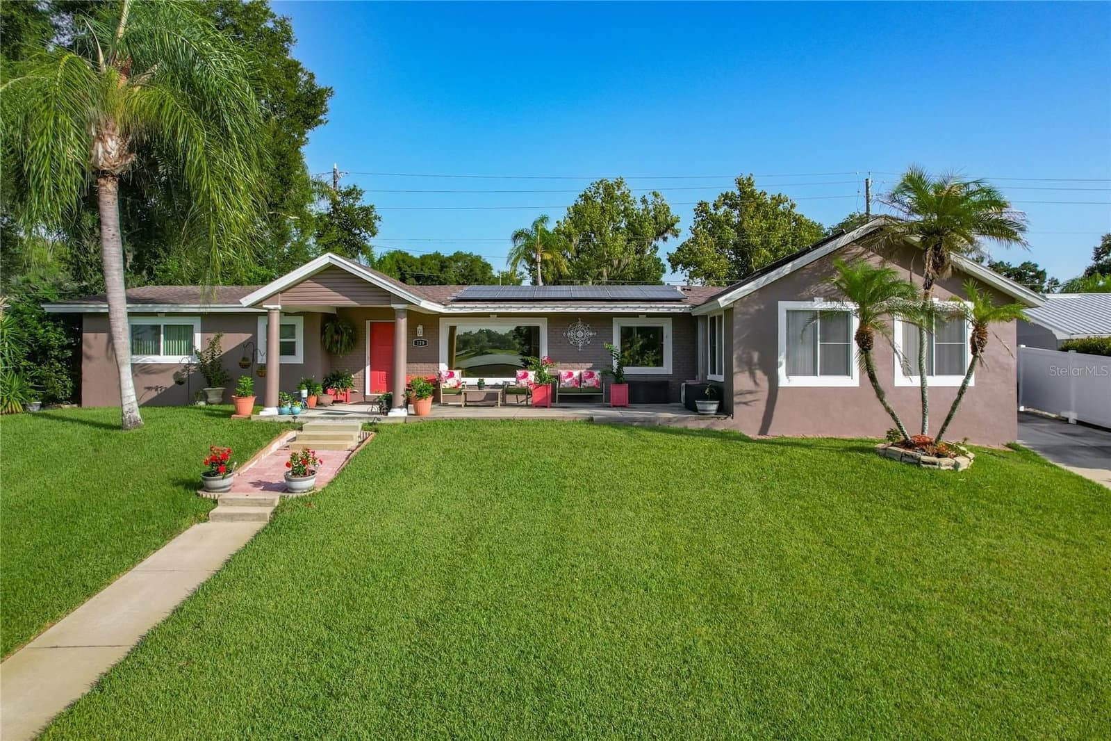 128 LAKE FLORENCE