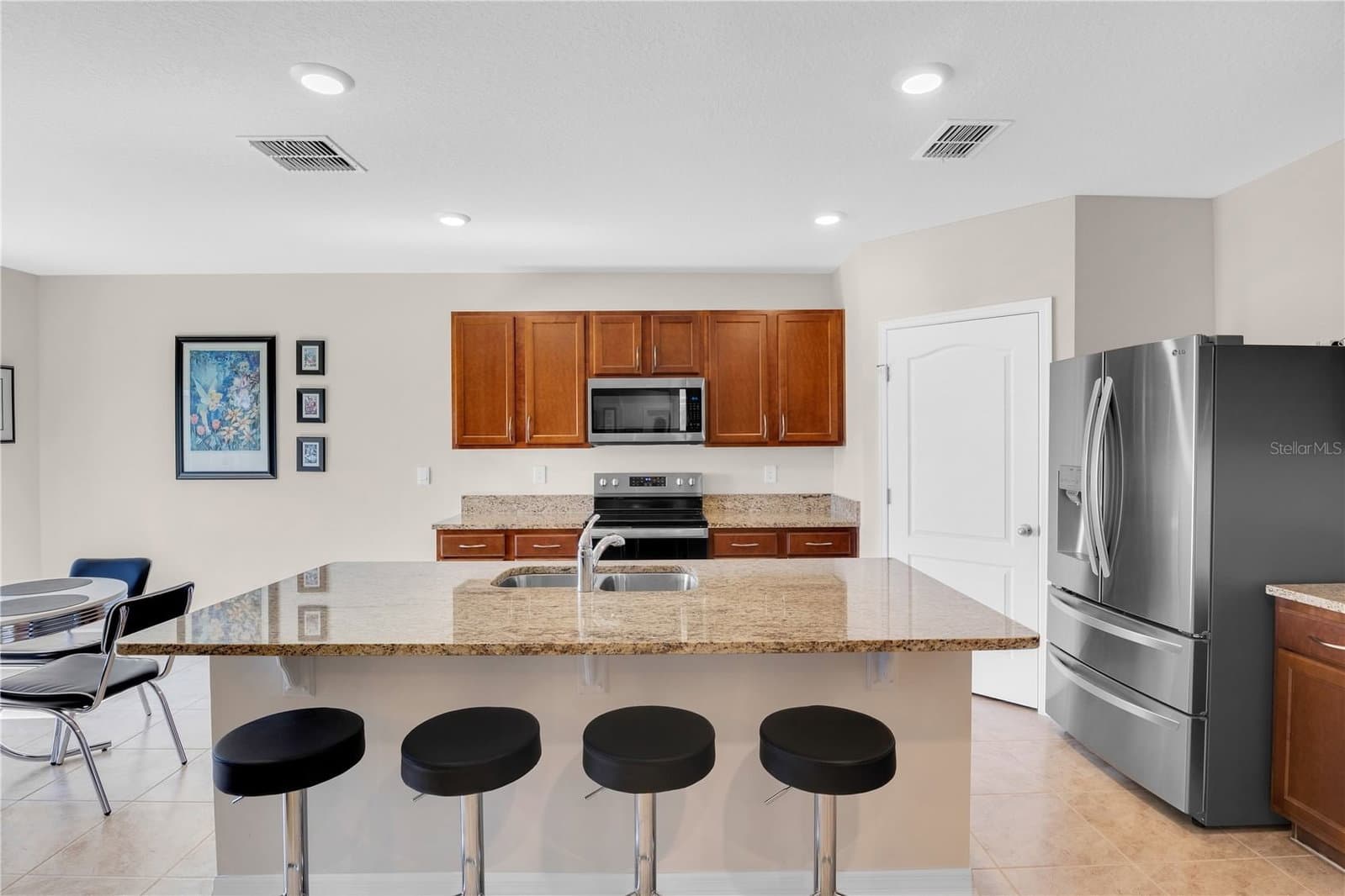 204 INMAN