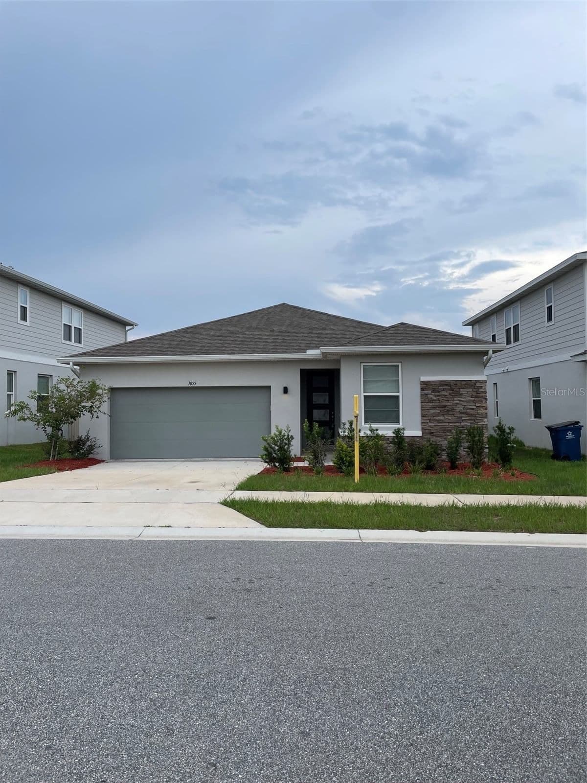 1055 SUGARWOOD
