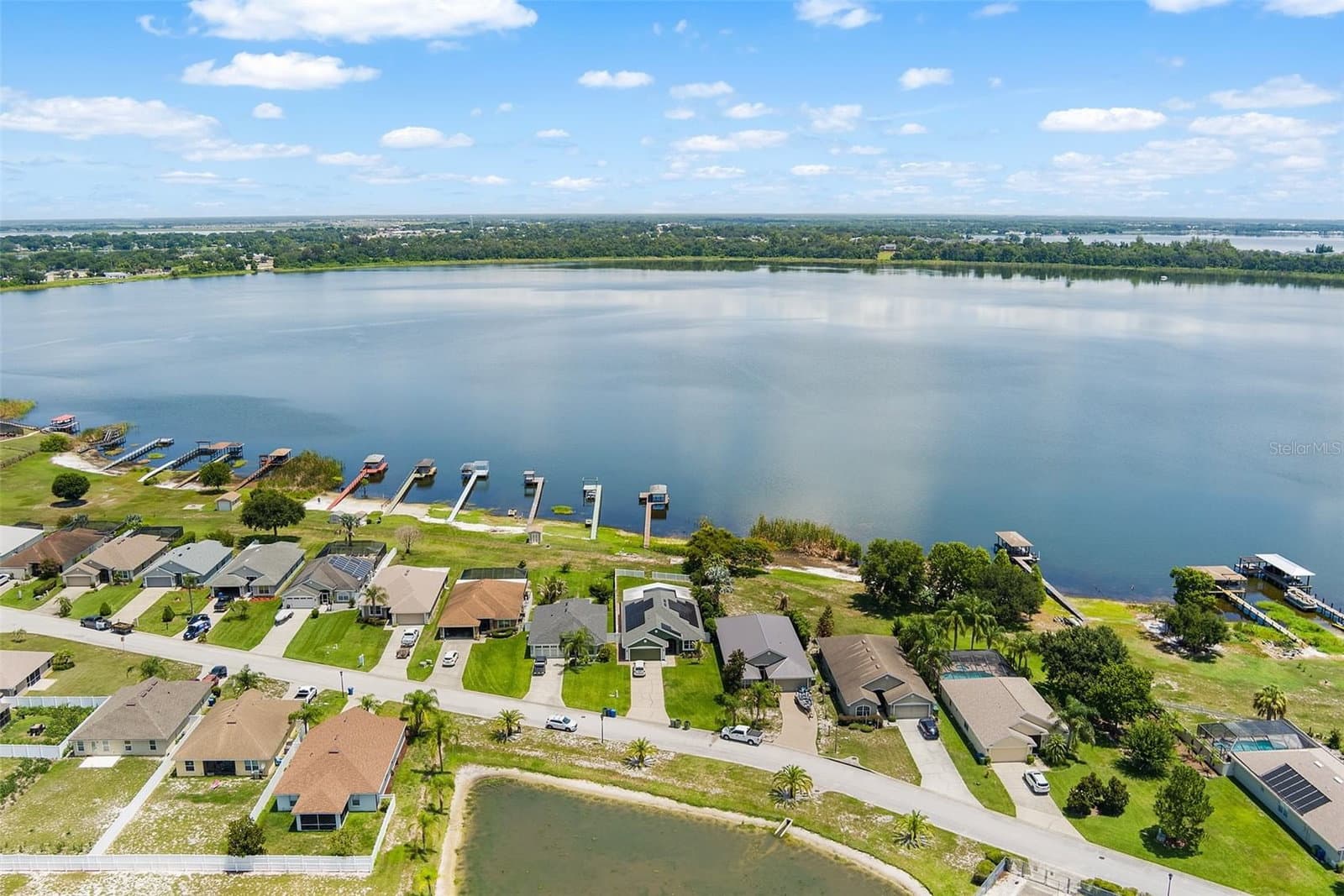Photo 4 of 4123 ISLAND LAKES