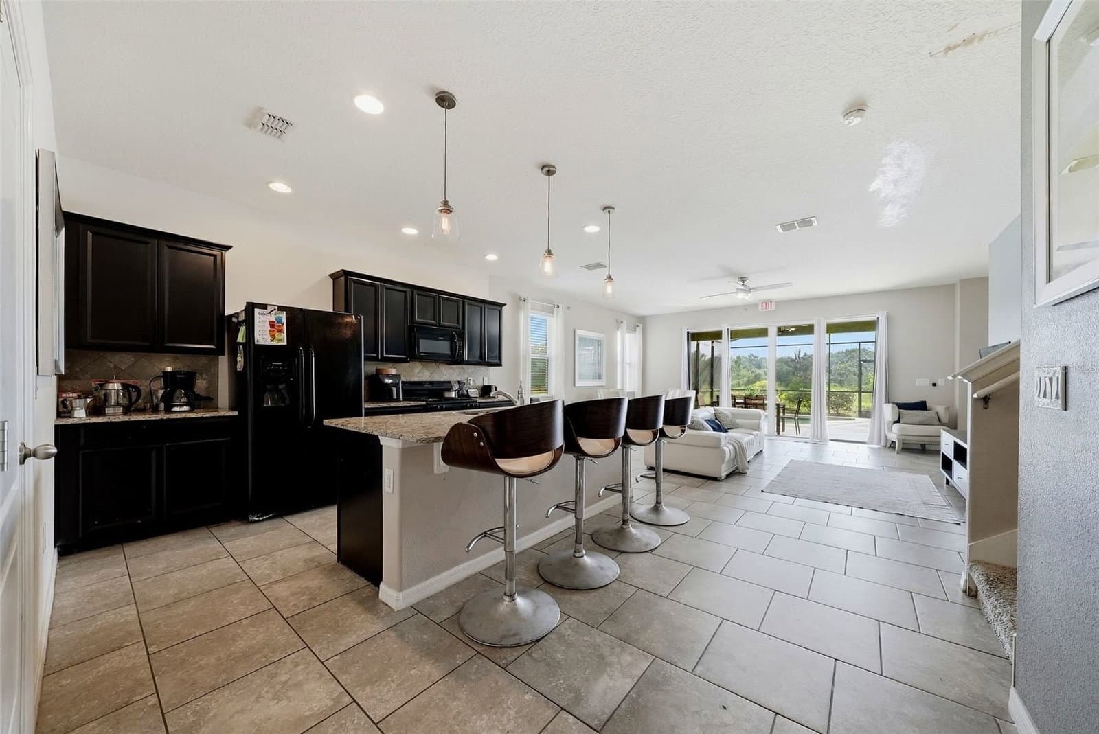 4715 TERRASONESTA