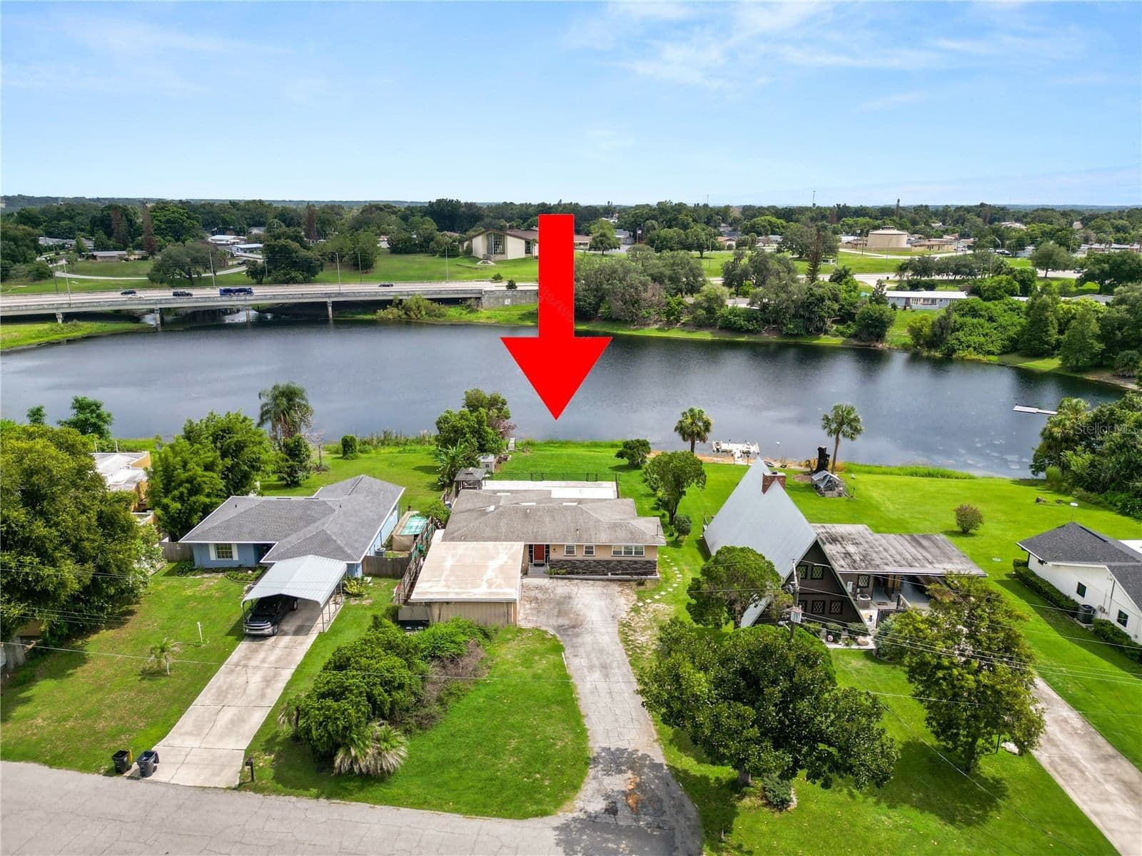 228 LAKE INA