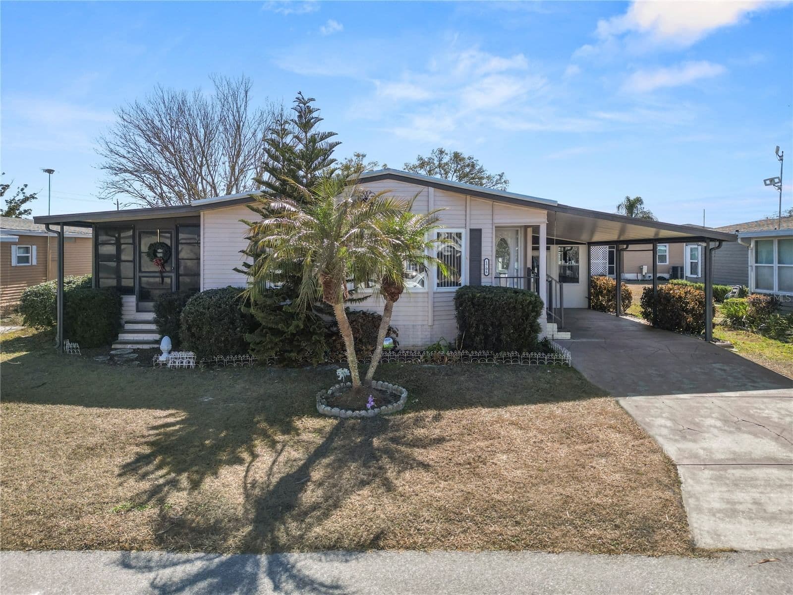 1706 FOX HILL