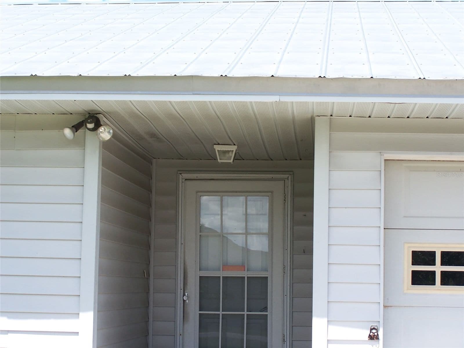 Photo 5 of 6061 STRICKLAND