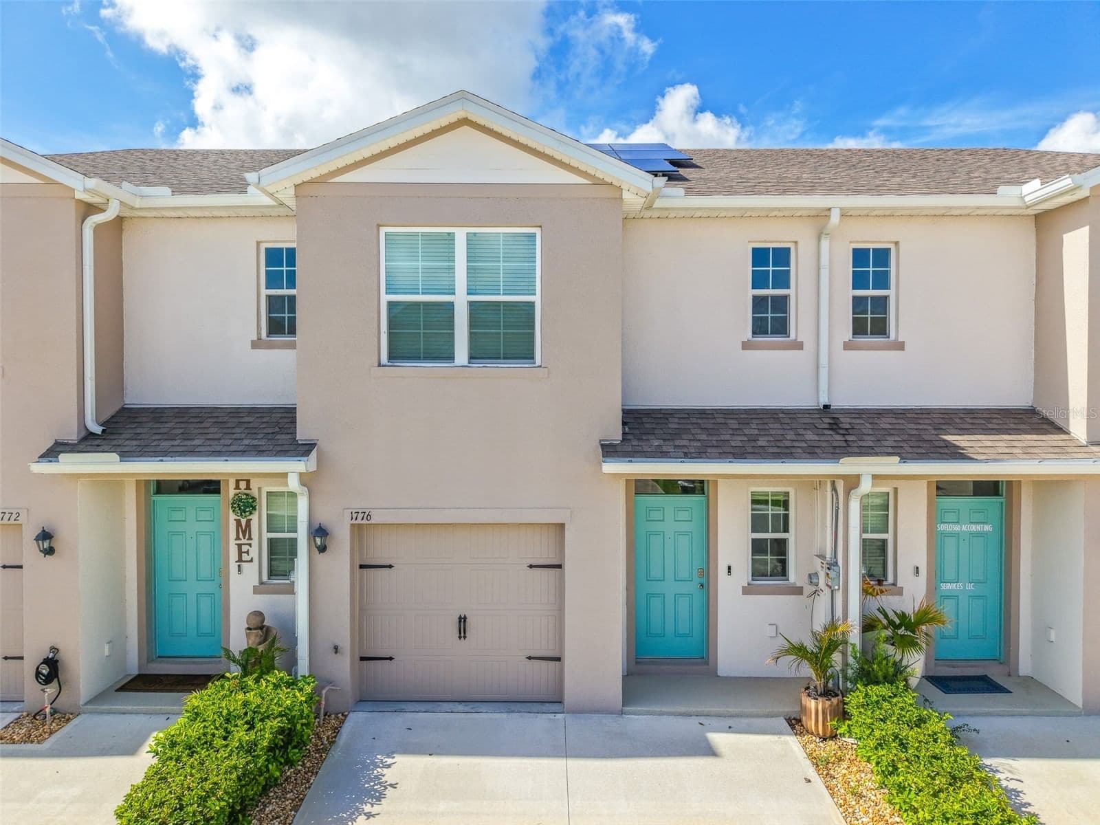 1776 ROCK ELM