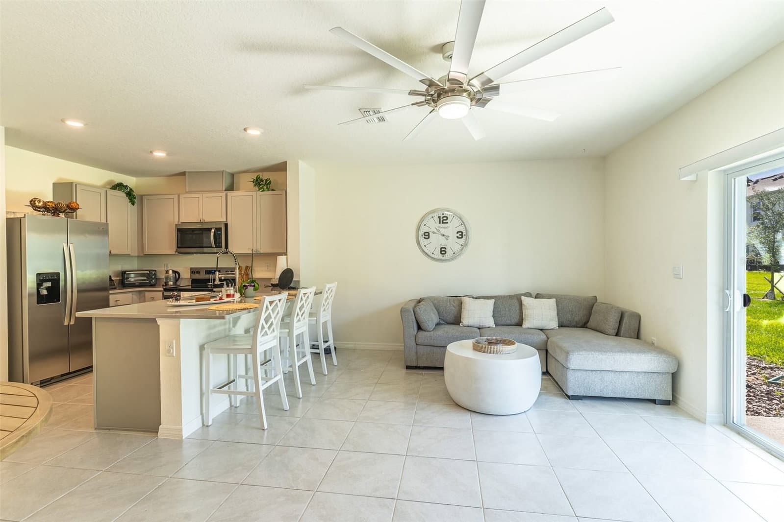 1776 ROCK ELM