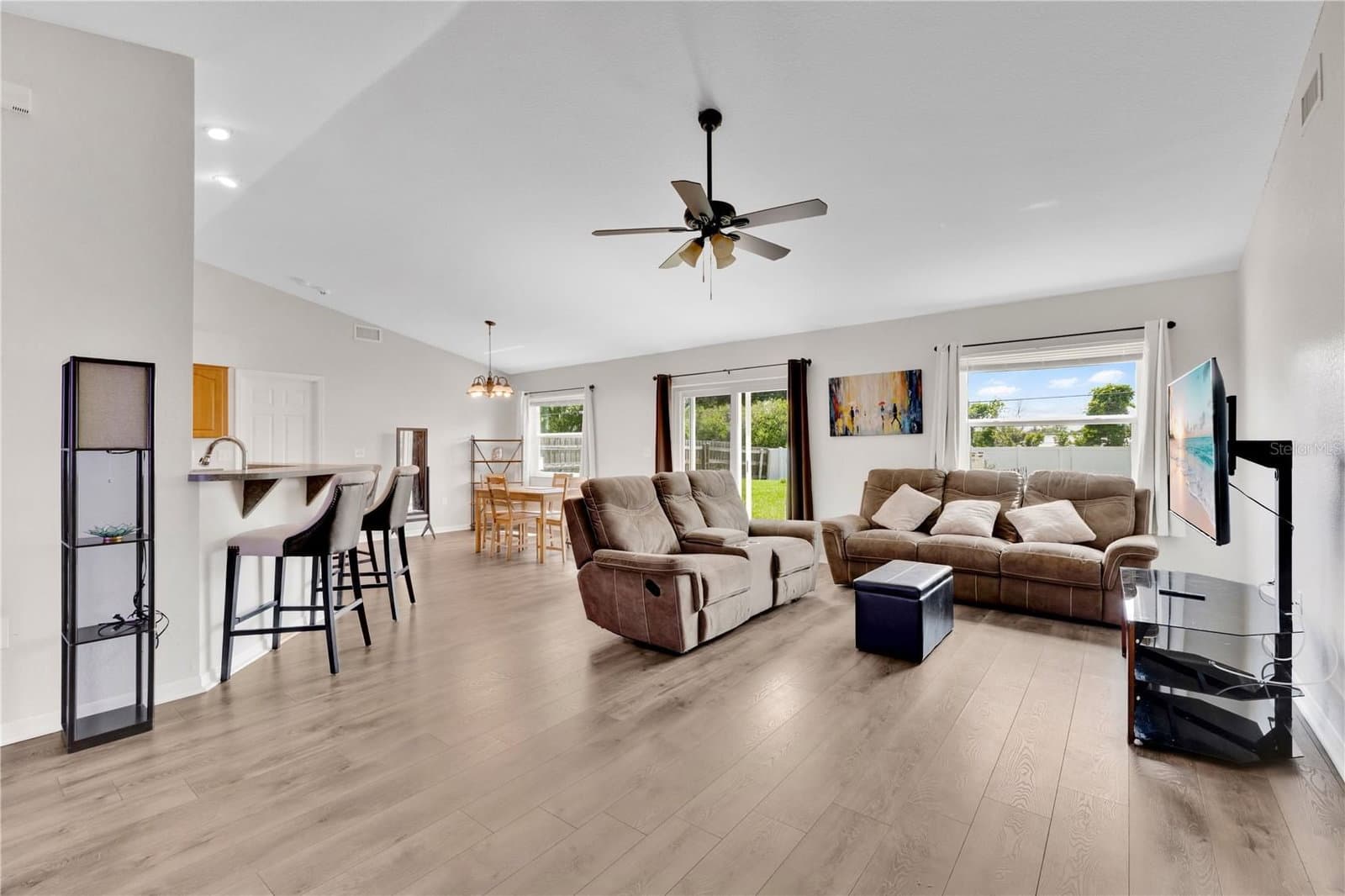 6315 HAMPTON POINTE