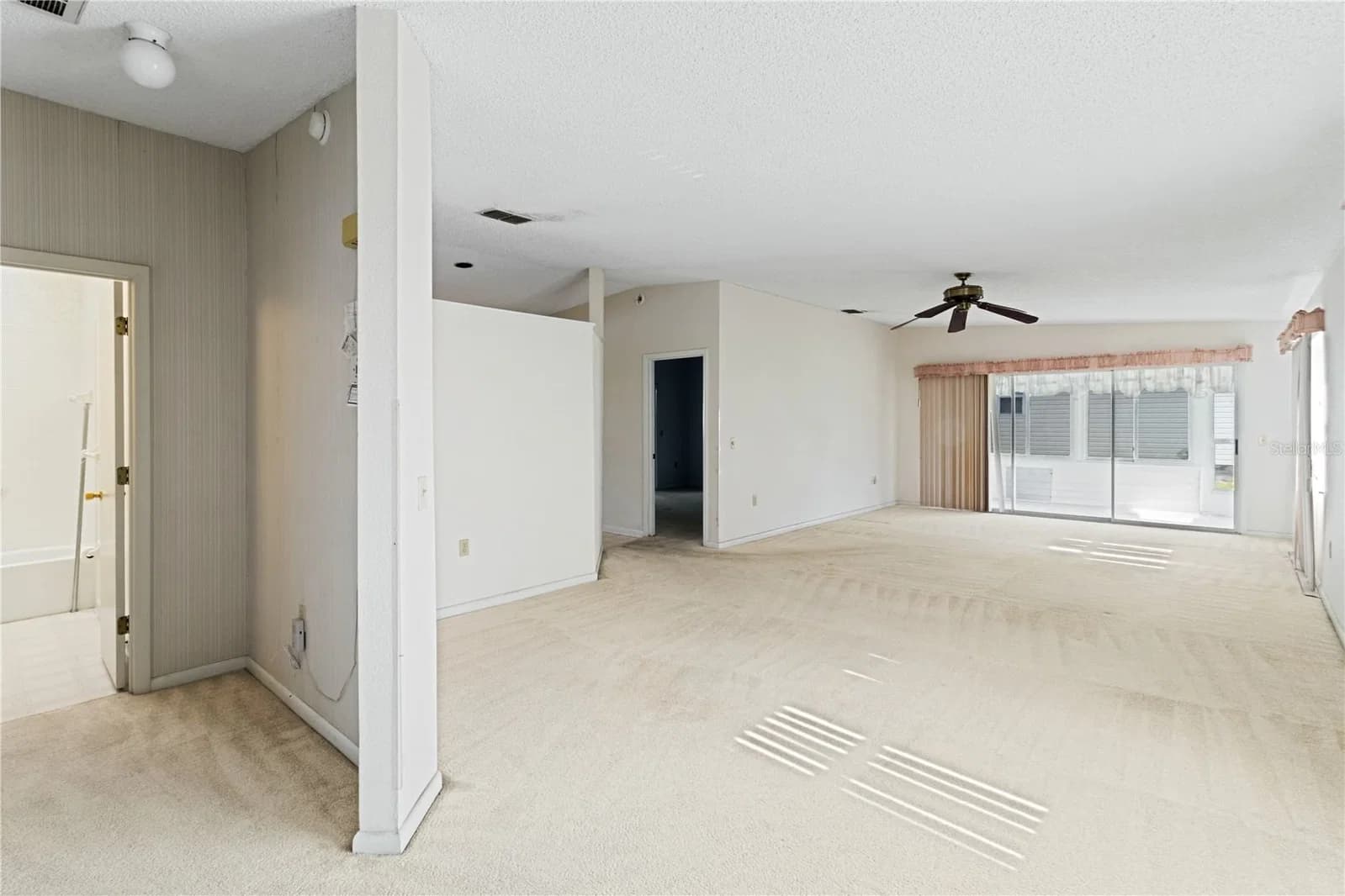 3433 GLEN ABBEY Lane
