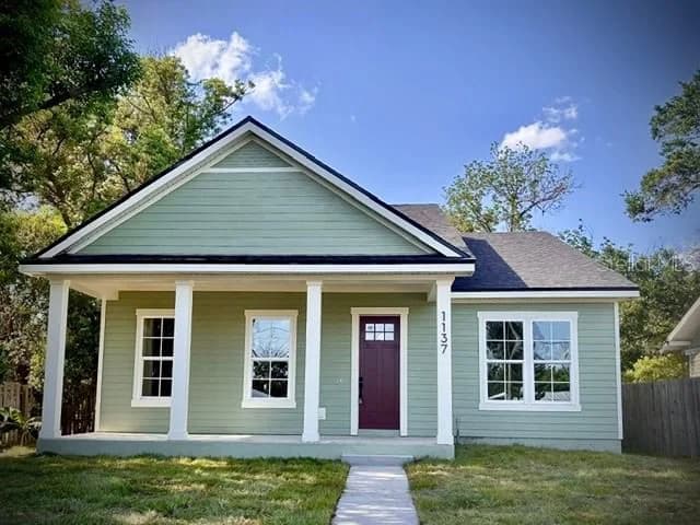 1137 DOROTHY Street