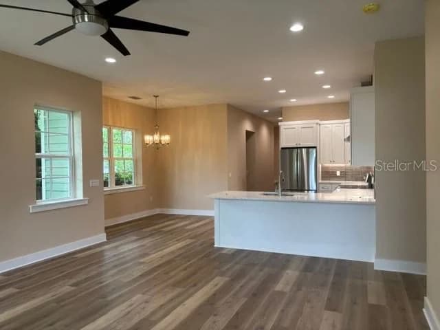 Photo 5 of 1137 DOROTHY Street