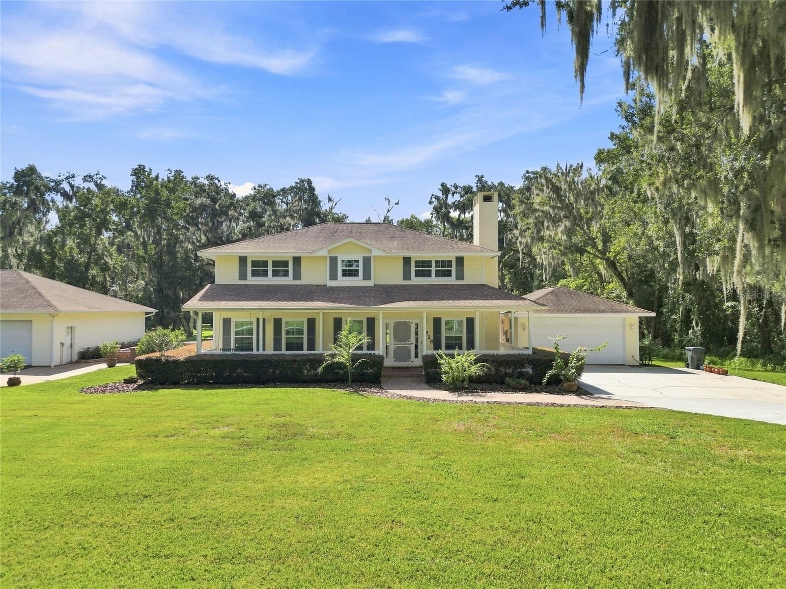 2628 LONGWOOD Drive