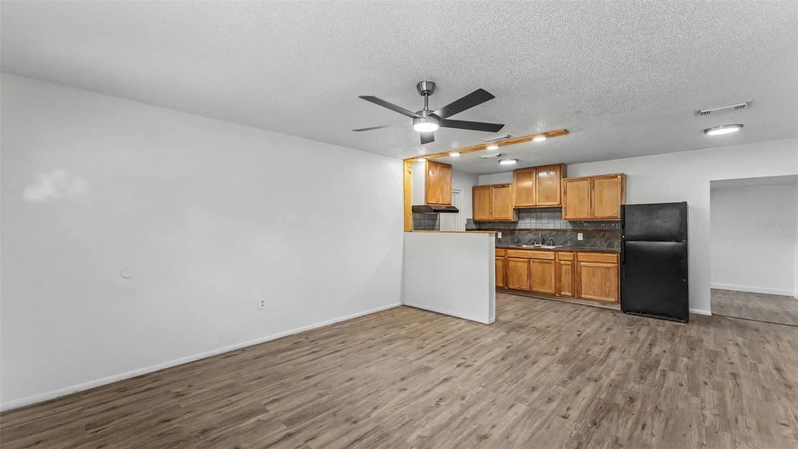 5039 LAYTON Lane
