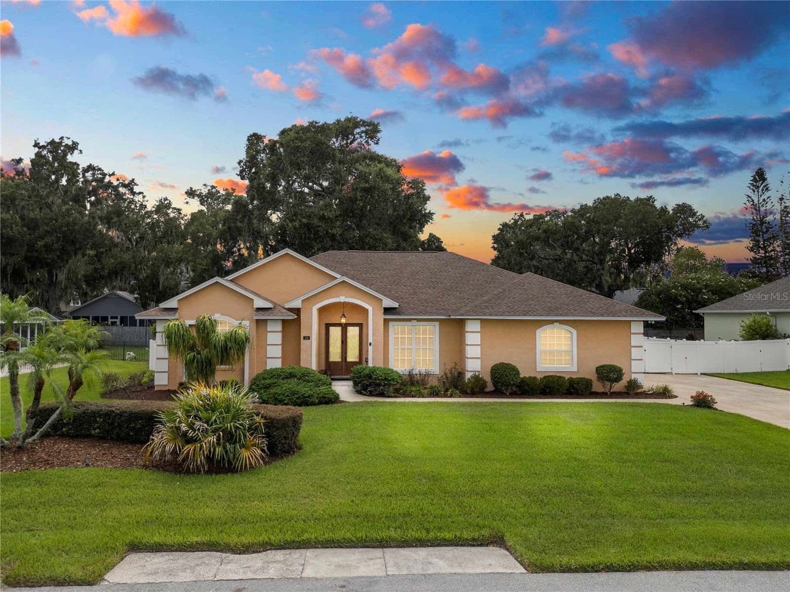 318 HAMILTON SHORES, Winter Haven, FL