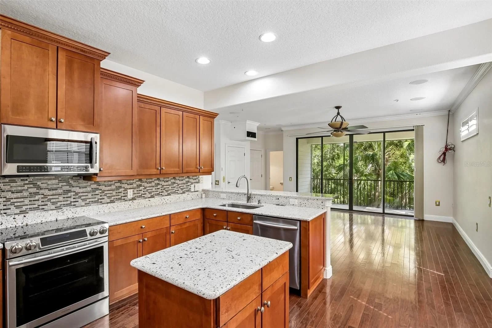 Photo 4 of 6223 ANHINGA Place