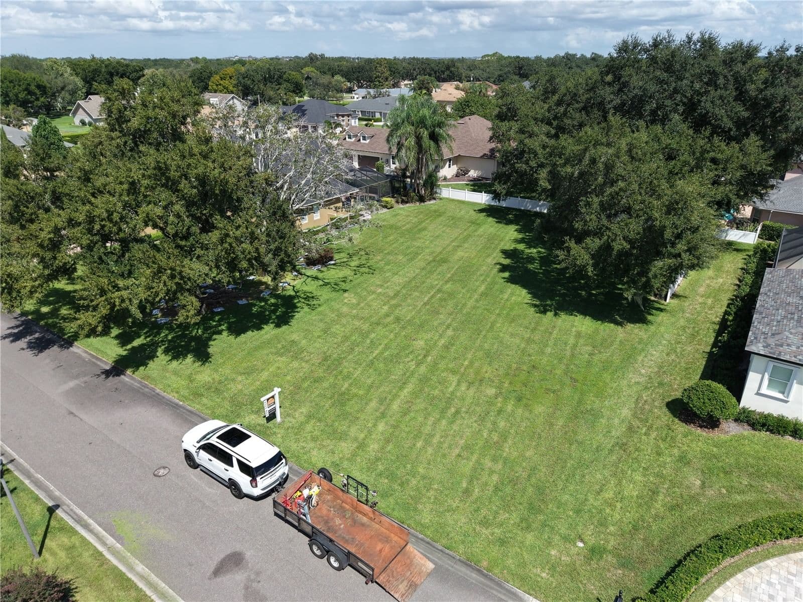 Photo 4 of WATERFORD OAKS Boulevard