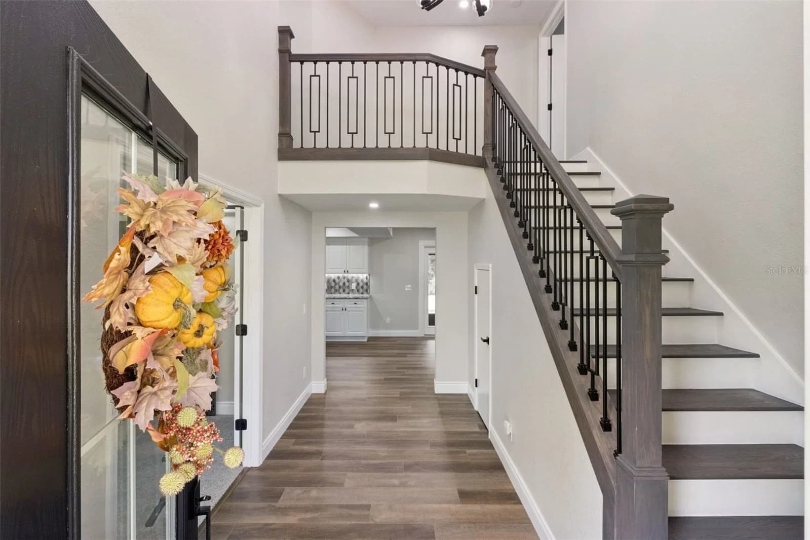 Photo 4 of 3415 IMPERIAL Lane